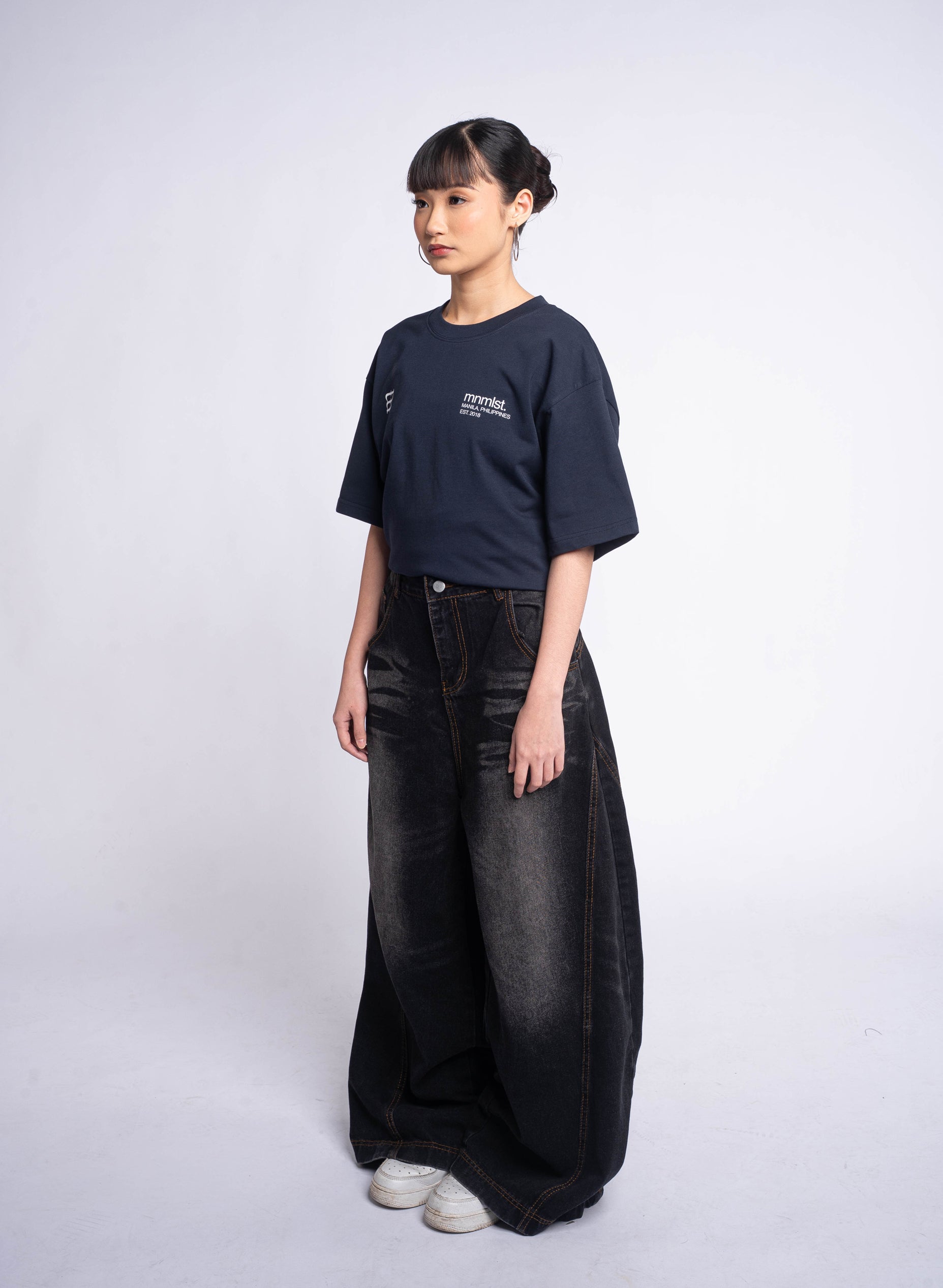 Modern Simplicity Logo T-shirt - Navy blue