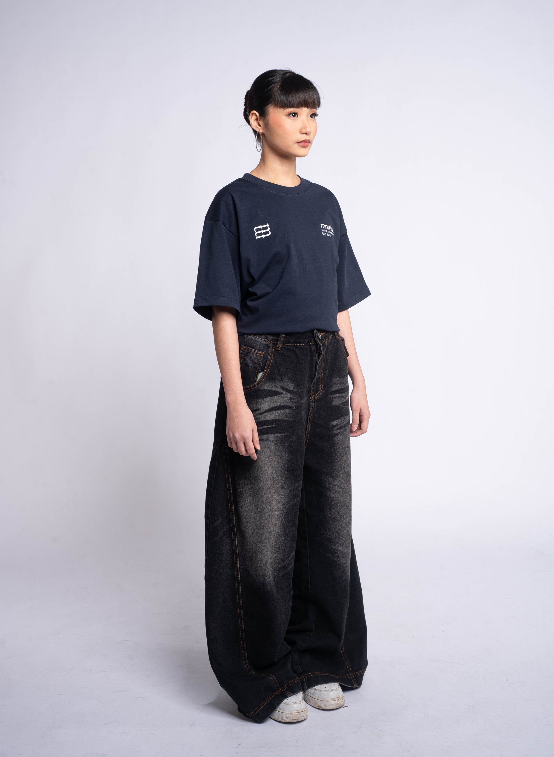 Modern Simplicity Logo T-shirt - Navy blue